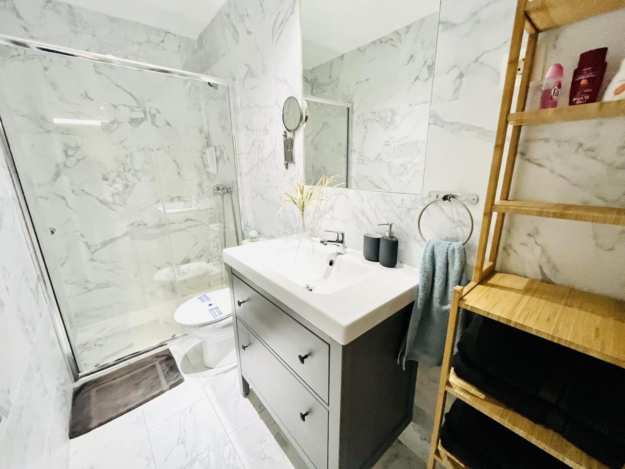 Dplace To Be - Exclusive Apartments In Historic Center Madrid Kamer foto