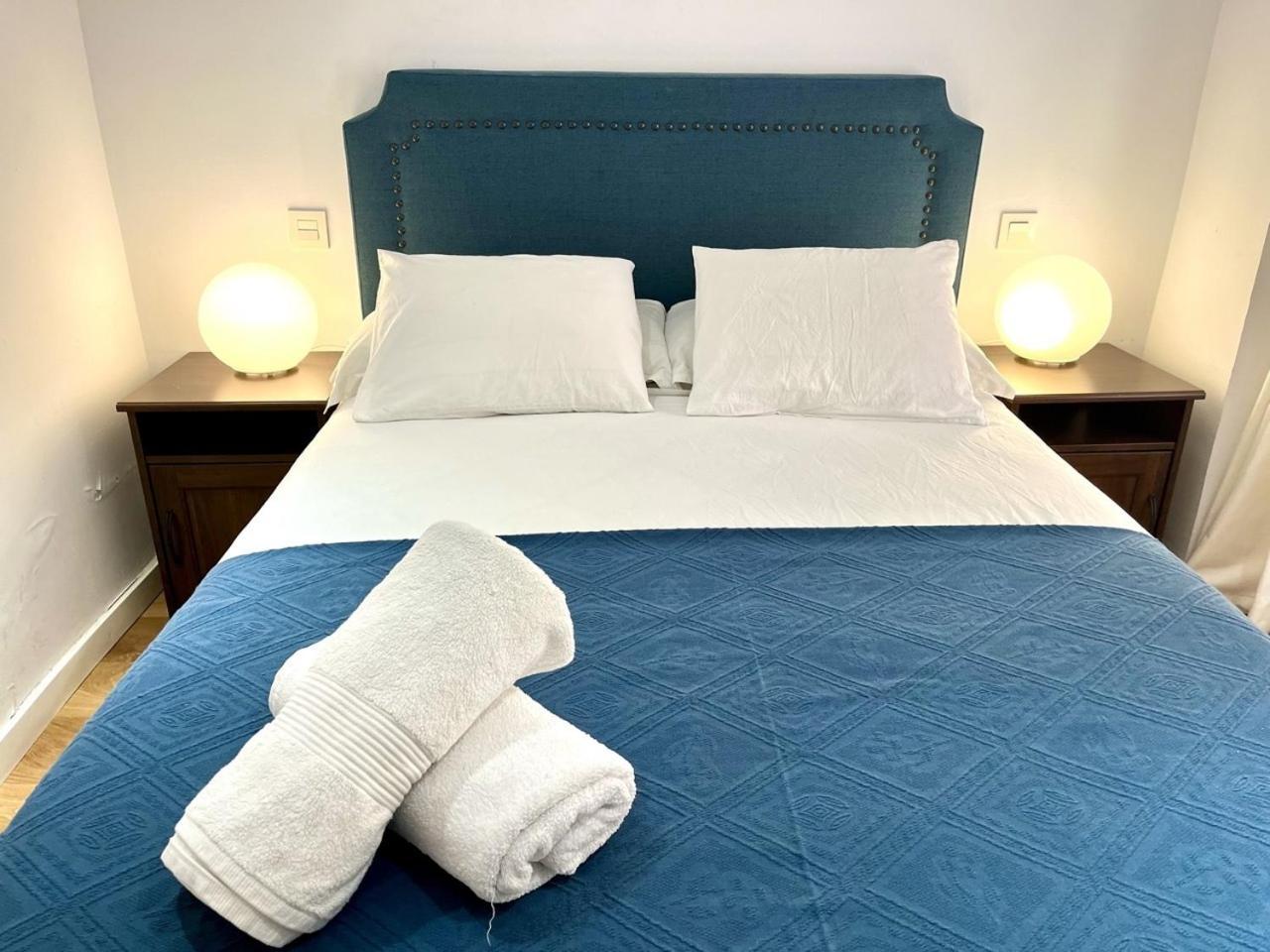 Dplace To Be - Exclusive Apartments In Historic Center Madrid Kamer foto