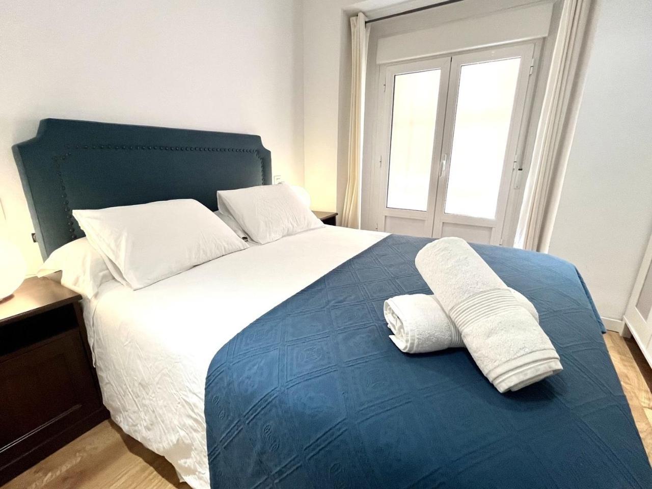 Dplace To Be - Exclusive Apartments In Historic Center Madrid Kamer foto