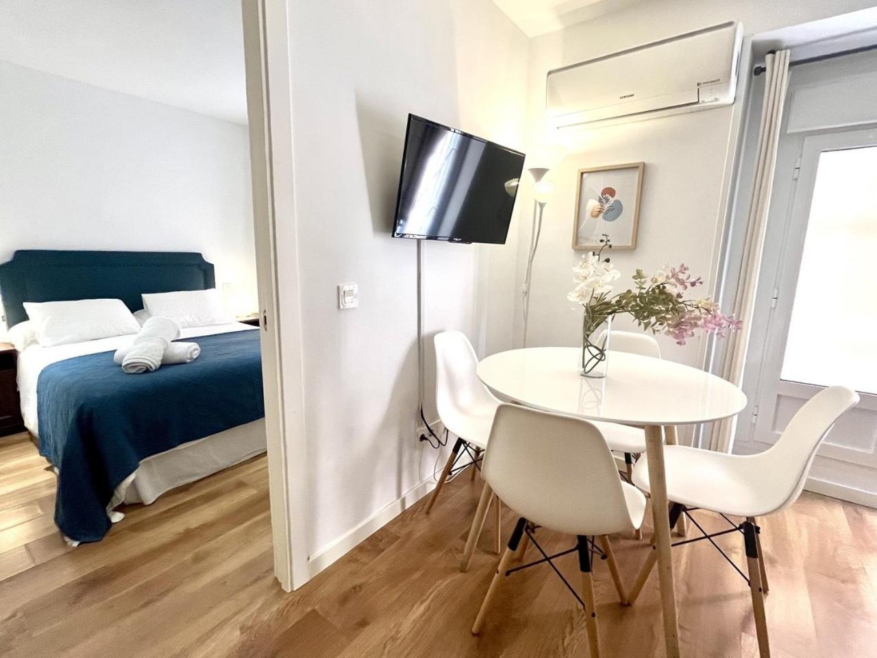 Dplace To Be - Exclusive Apartments In Historic Center Madrid Kamer foto