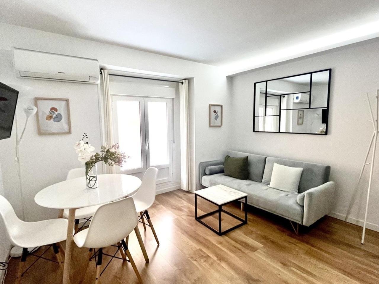 Dplace To Be - Exclusive Apartments In Historic Center Madrid Kamer foto