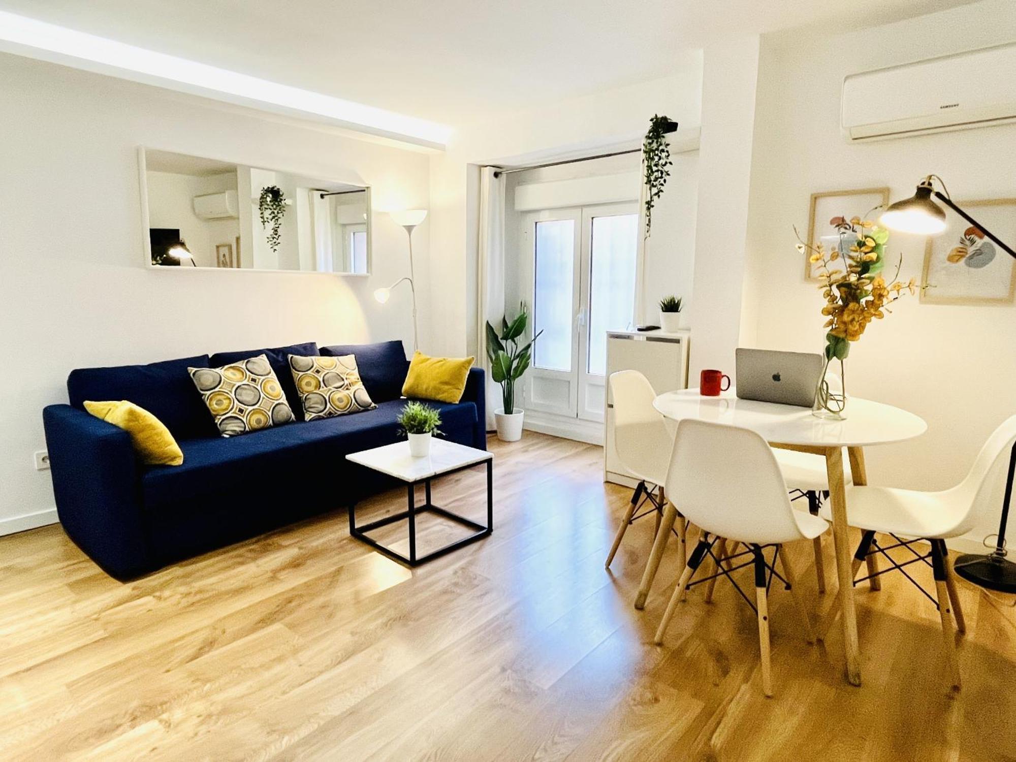 Dplace To Be - Exclusive Apartments In Historic Center Madrid Kamer foto