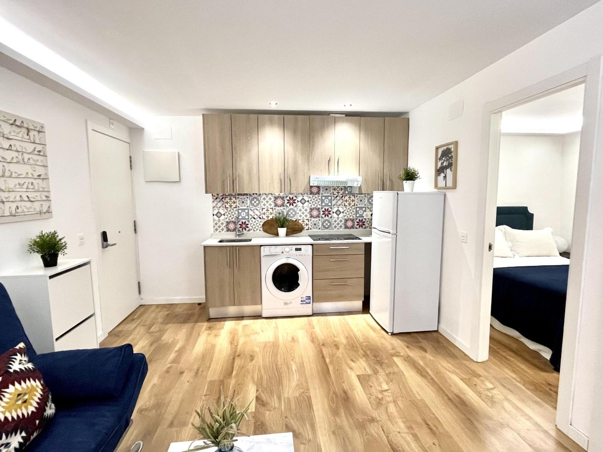 Dplace To Be - Exclusive Apartments In Historic Center Madrid Buitenkant foto
